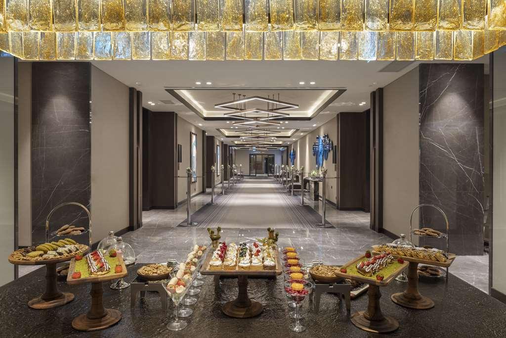 Отель Doubletree By Hilton Шанлыурфа Удобства фото