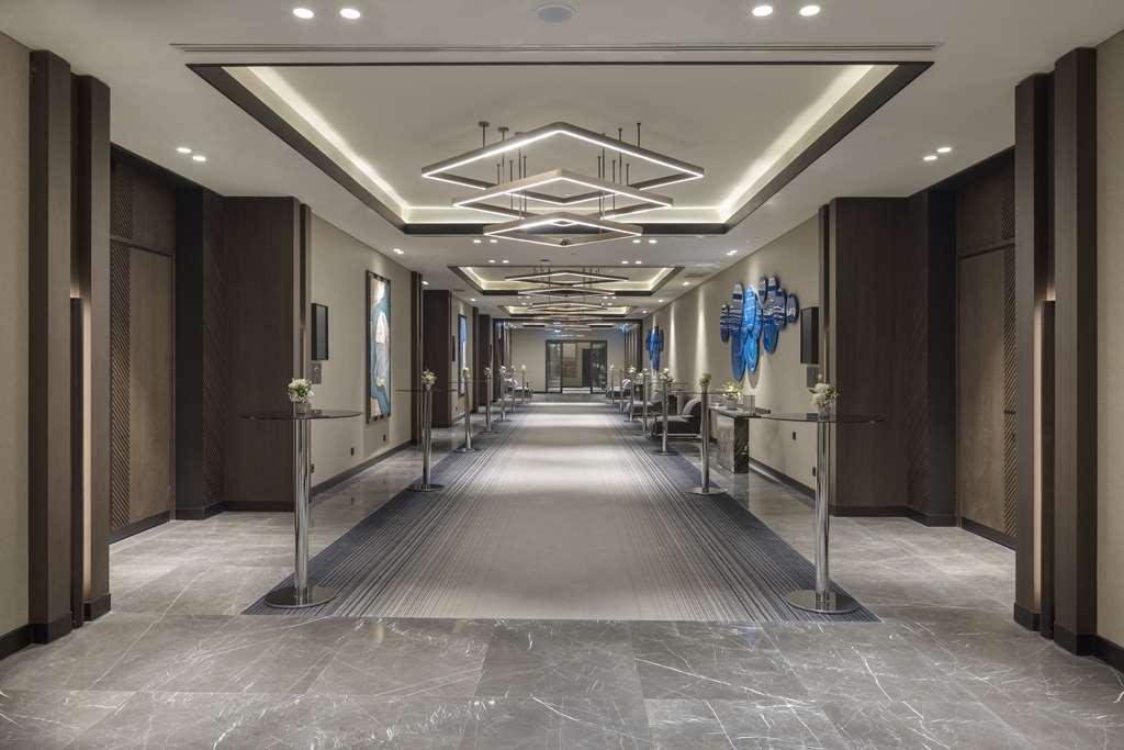 Отель Doubletree By Hilton Шанлыурфа Удобства фото