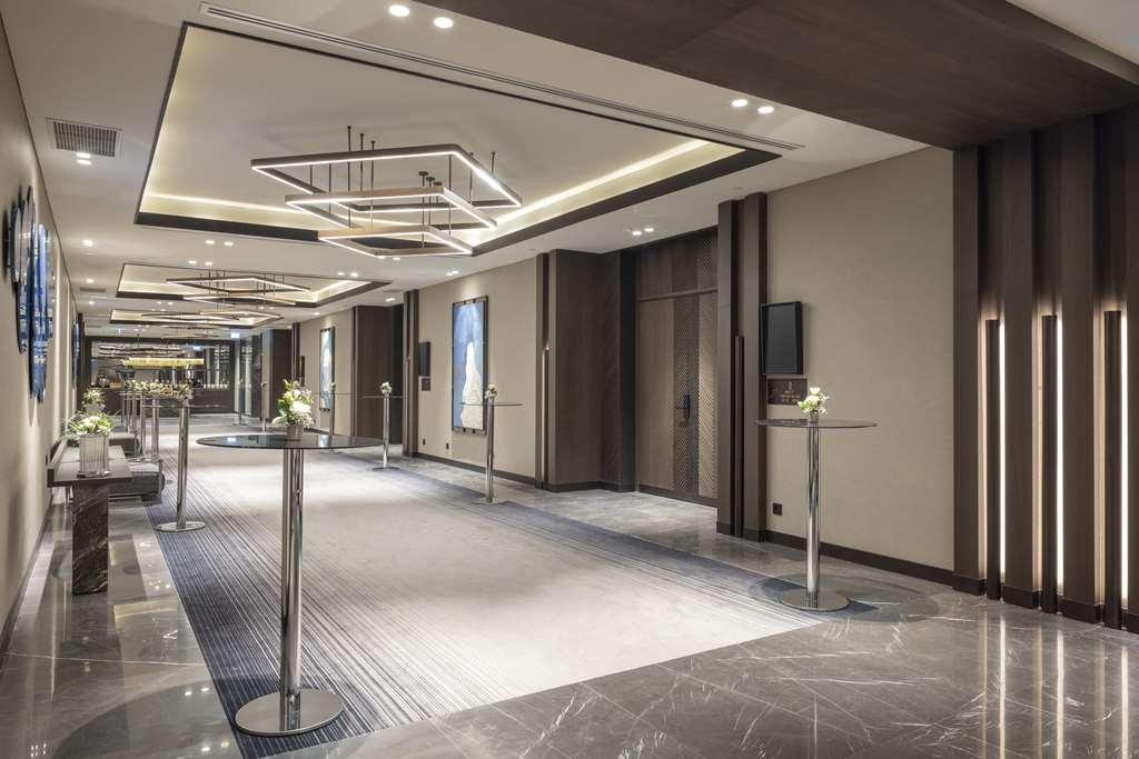 Отель Doubletree By Hilton Шанлыурфа Удобства фото